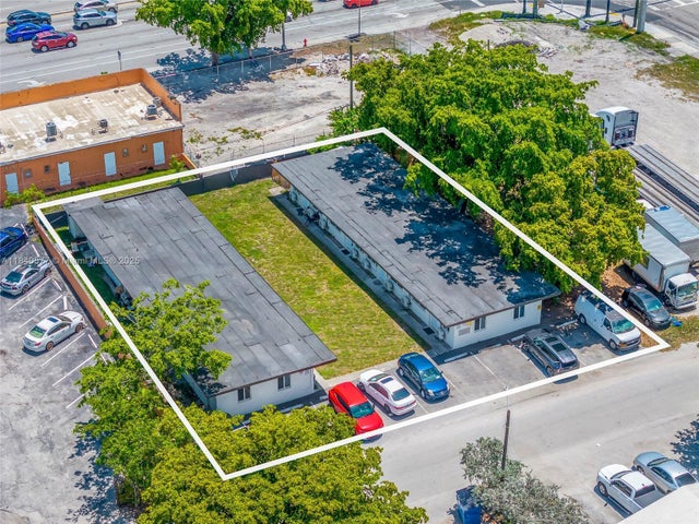 2 of 16 - 3932 Sw 12th Pl, Fort Lauderdale, FL