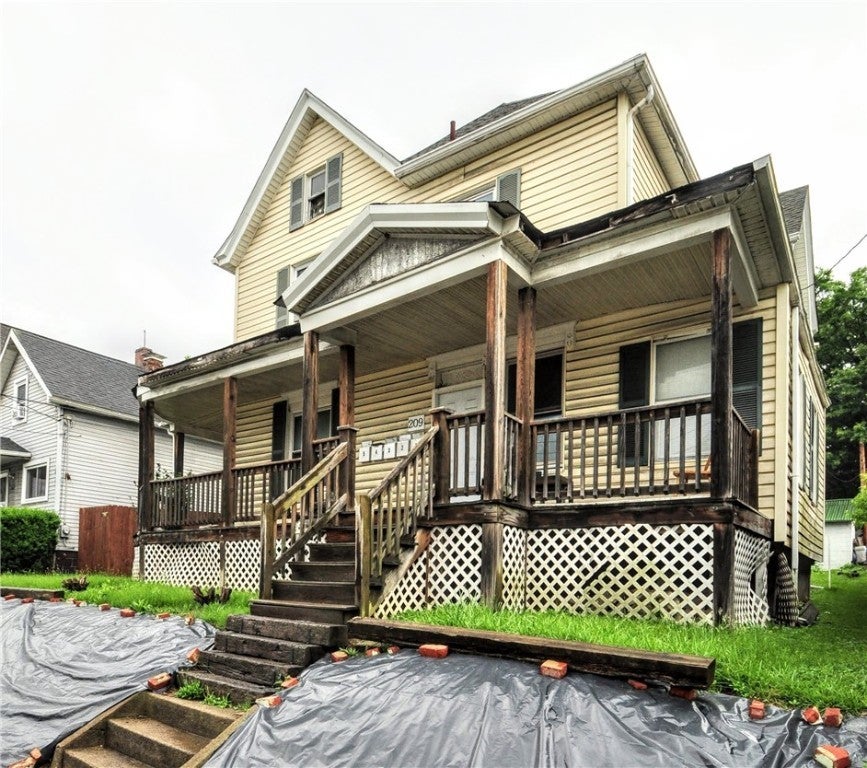 209 4th Street, Youngwood