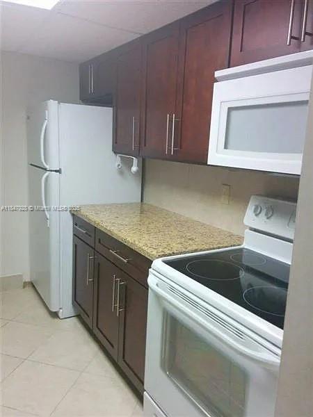 5 of 13 - 3174 N Pine Island Rd, Sunrise, FL