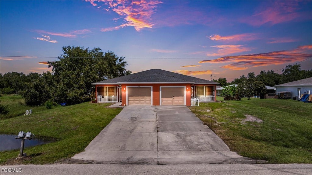 328/330 Gretchen Ave S, Lehigh Acres