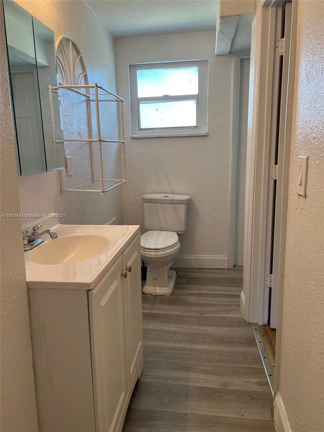 5 of 52 - 2205 Roosevelt St, Hollywood, FL