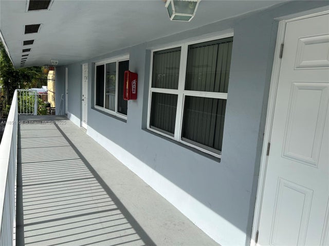 4 of 57 - 201 Sw 2nd St, Pompano Beach, FL