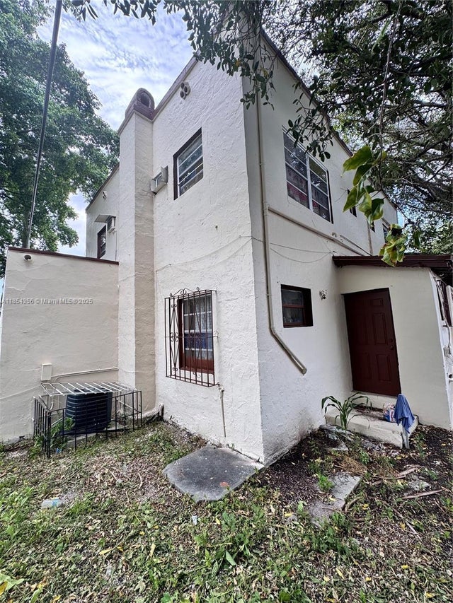3 of 4 - N/A, Miami, FL