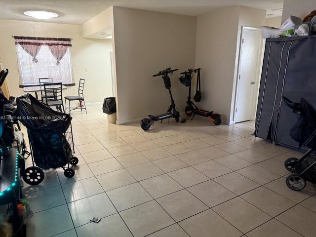 4 of 32 - 521 Sw 2nd Ct, Pompano Beach, FL