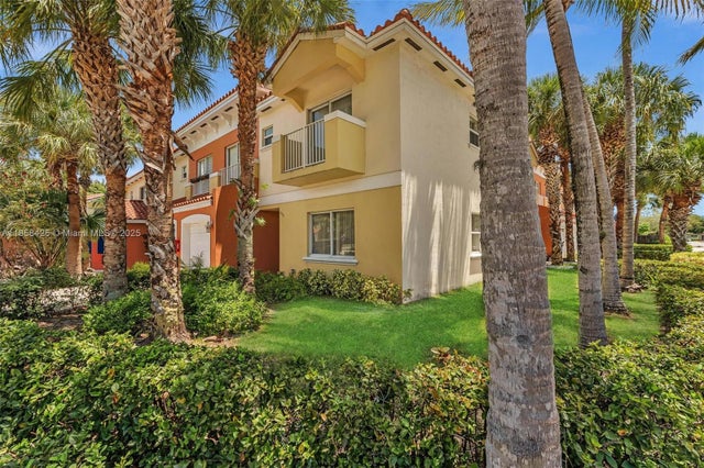 4 of 46 - 1316 Nw 3rd St, Fort Lauderdale, FL