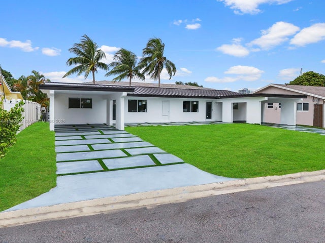 2 of 48 - 1007 Citrus Isle, Fort Lauderdale, FL