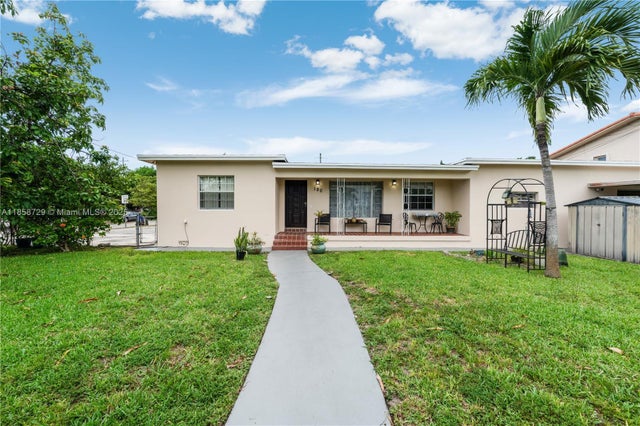 190 E 16th St, Hialeah