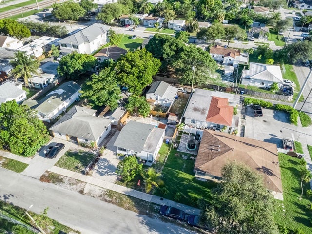 4 of 54 - 2128 Cleveland St, Hollywood, FL