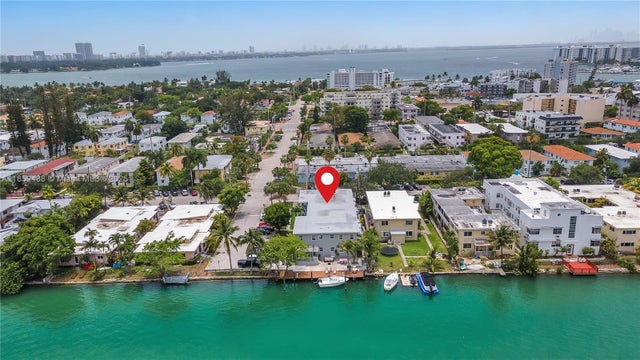 4 of 11 - 1905 Calais Dr, Miami Beach, FL