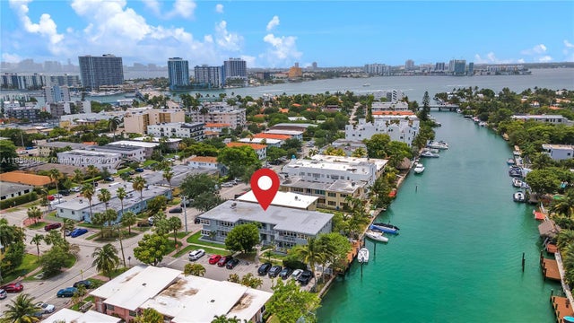 5 of 11 - 1905 Calais Dr, Miami Beach, FL