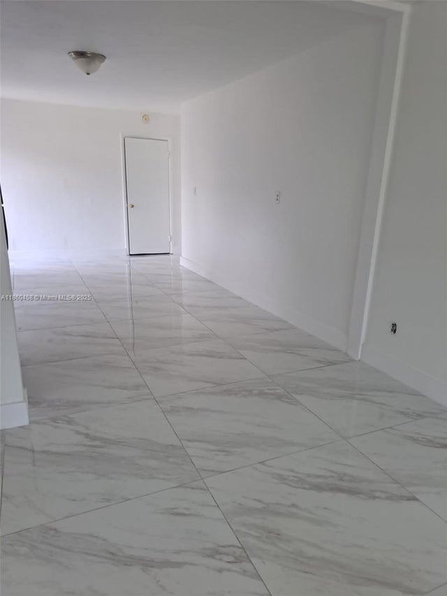 2 of 39 - 4265 Sw 51st St, Dania Beach, FL