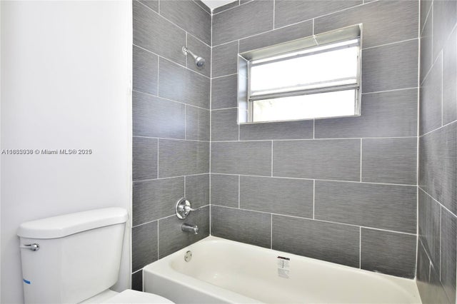 3 of 35 - 13201 Memorial Hwy, North Miami, FL