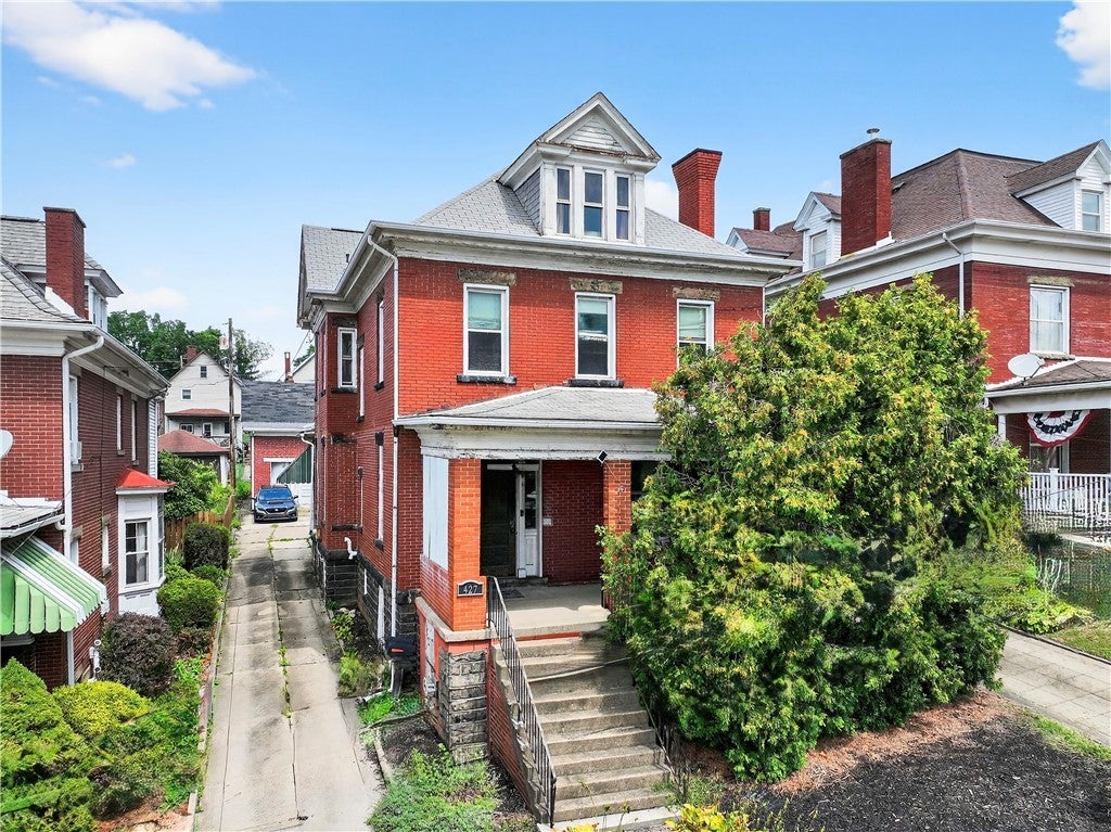 427 Pittsburgh Street, City of Greensburg