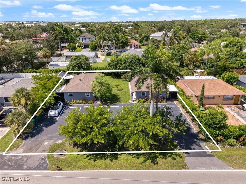 3365-3367 Estey Ave, NAPLES