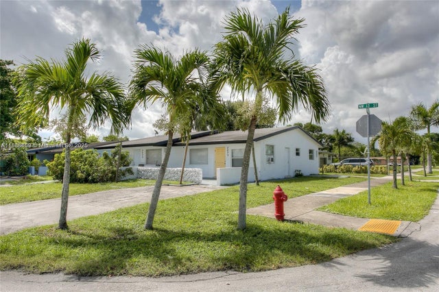 1 of 13 - 3030 Nw 13th St, Fort Lauderdale, FL