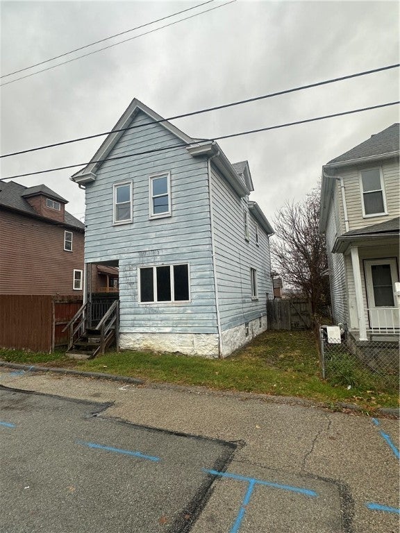 125 Elm Avenue, Monessen