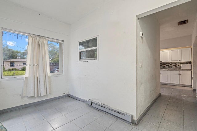 3 of 40 - 71 Nw 34th Ter, Miami, FL
