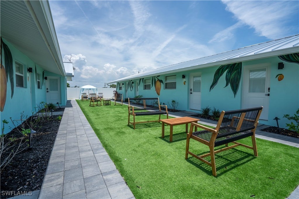 126 Mango St, FORT MYERS BEACH