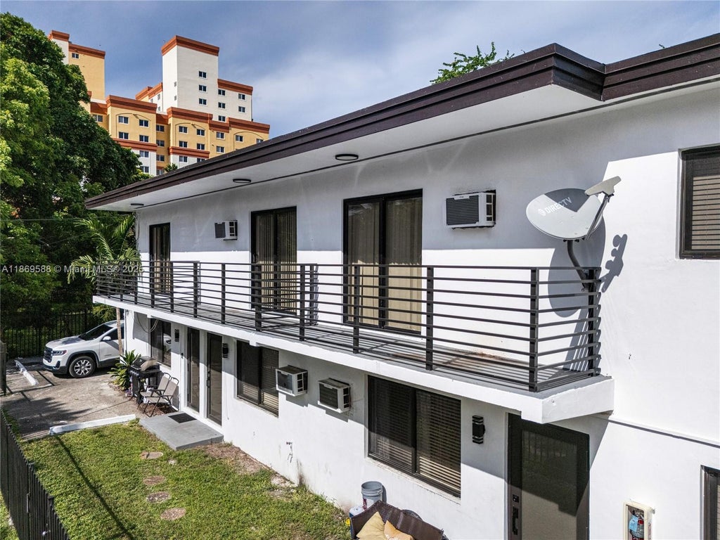 131 Ne 77th St, Miami