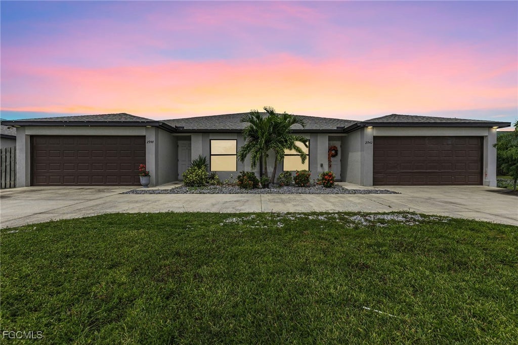 2942/2944 Sw 7th Pl, Cape Coral