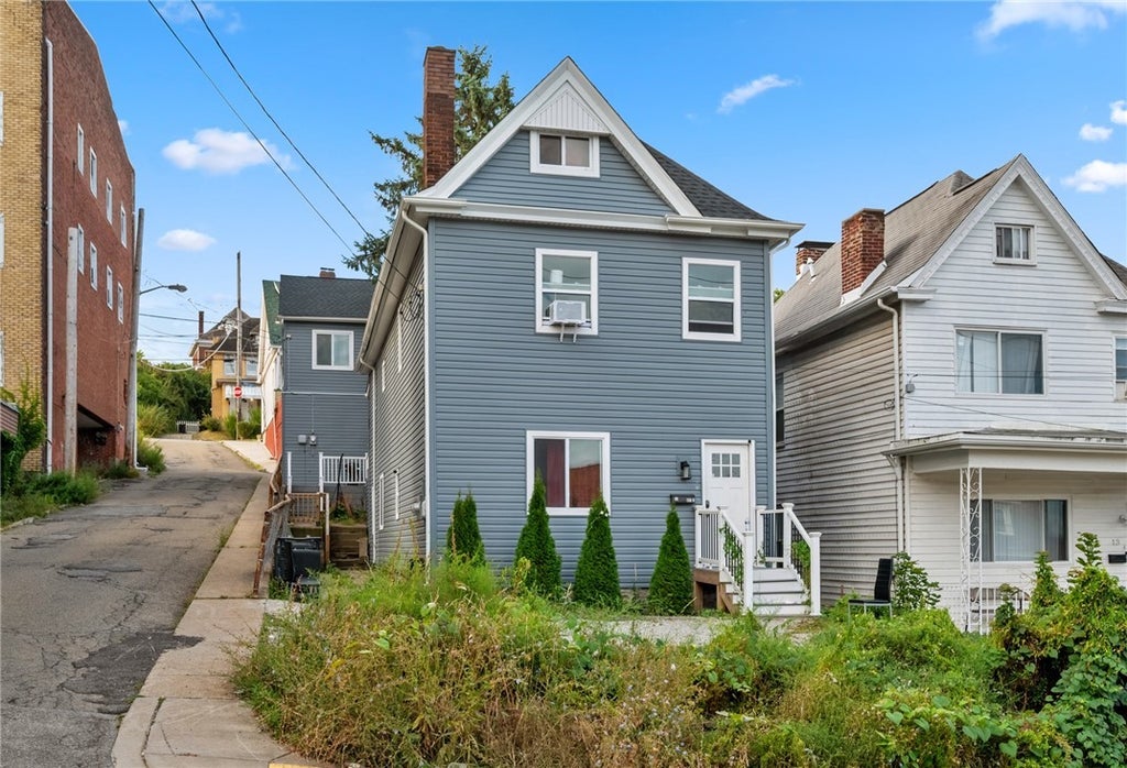 11 Maytide Street, Carrick