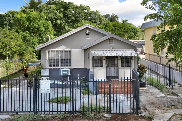 3 of 30 - 119 Ne 56th St, Miami, FL
