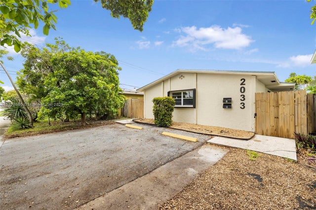 1 of 58 - 2033 Dewey St, Hollywood, FL