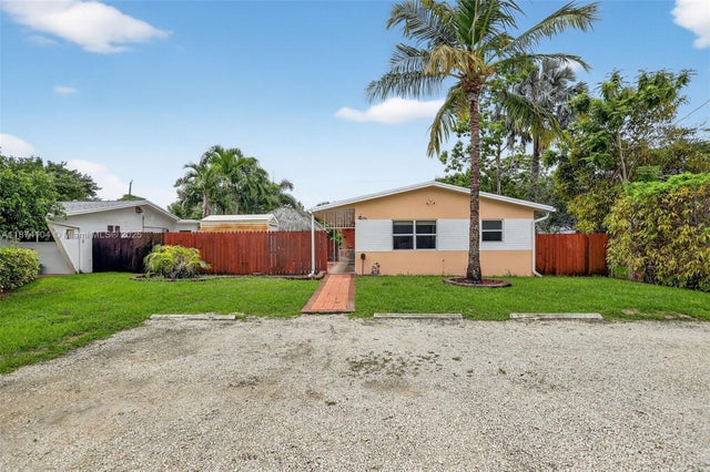 1 of 58 - 920 Sw 30th St, Fort Lauderdale, FL