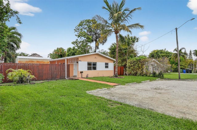 2 of 58 - 920 Sw 30th St, Fort Lauderdale, FL
