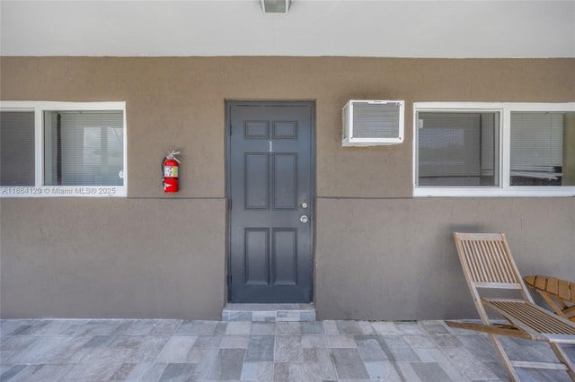 2 of 73 - 1807 N 17th Ave, Hollywood, FL