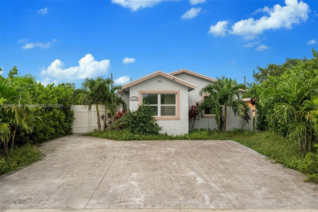 1 of 23 - 524 Nw 10th, Hallandale Beach, FL
