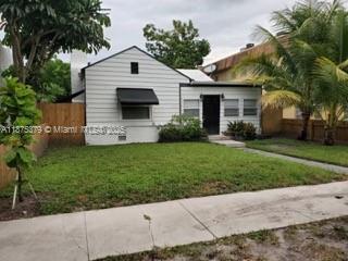 1 of 25 - 1925-1927 Rodman St, Hollywood, FL