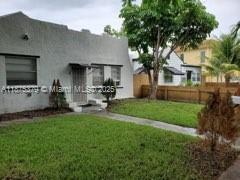 5 of 25 - 1925-1927 Rodman St, Hollywood, FL