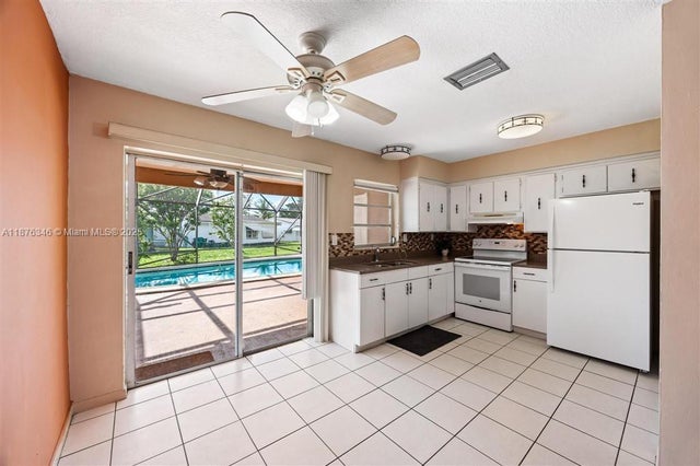 5 of 44 - 5710 Nw 87th Ter, Tamarac, FL