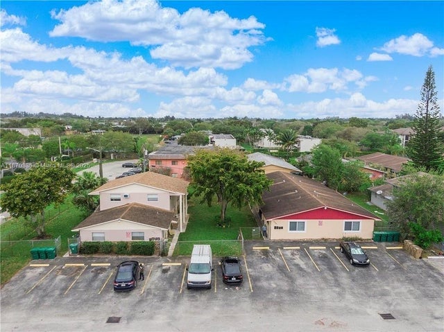 5 of 13 - 7381 Nw 37th St, Davie, FL