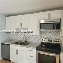 3 of 11 - 1637 W Breezy Ln, West Palm Beach, FL