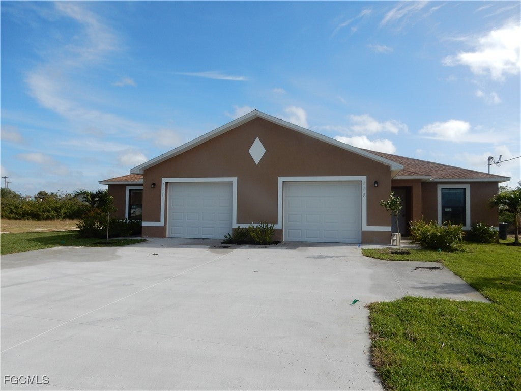 111/113 Cultural Park Blvd S, Cape Coral