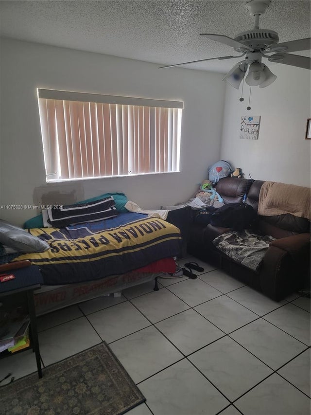 3 of 19 - 1670 Harding St, Hollywood, FL