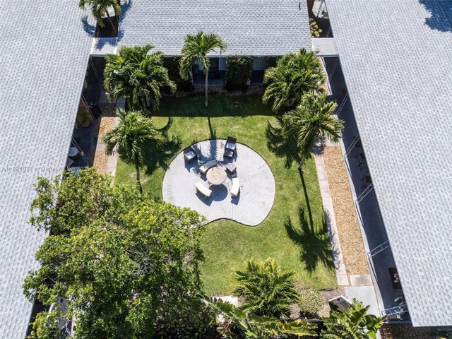 3 of 37 - 2201 Ne 14th Ave, Wilton Manors, FL
