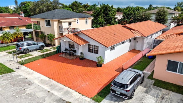 1 of 74 - 3540 Sw 24th St, Miami, FL