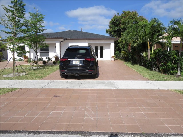 4 of 47 - 1671 Sw 44th Ter, Fort Lauderdale, FL