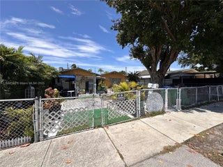 Photo of Listing #A11888194