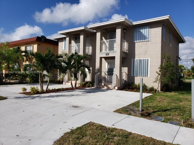 3 of 4 - N/A, Hollywood, FL