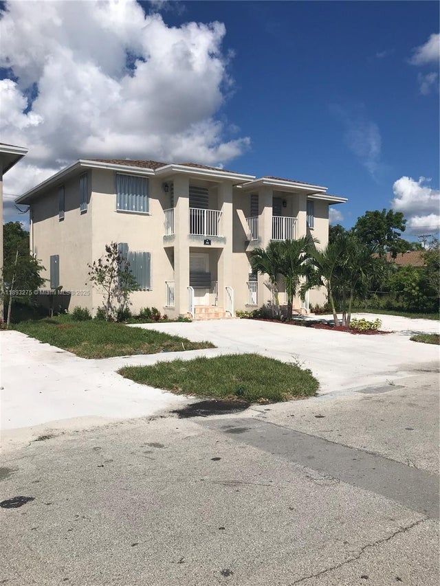 1 of 3 - N/A, Hollywood, FL