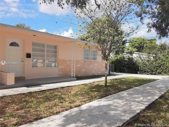 1 of 25 - 412 Sw 10 St, Hallandale Beach, FL
