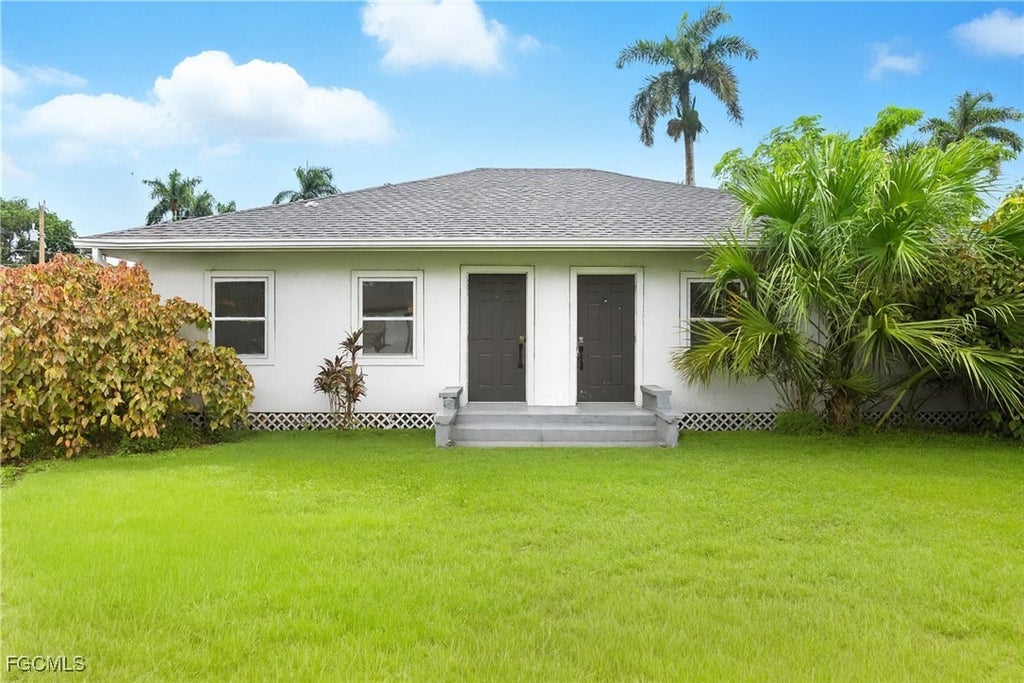 25 Cypress St, North Fort Myers