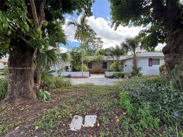 1 of 15 - 7260 Nw 16th St, Plantation, FL