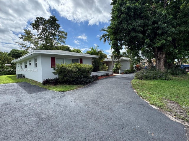 2 of 32 - 7260 Nw 16th St, Plantation, FL