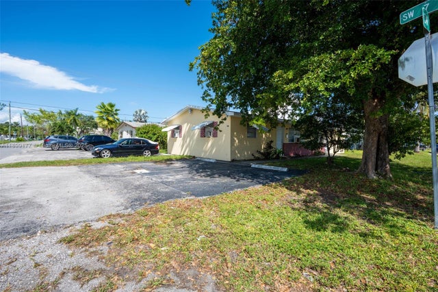 5 of 13 - N/A, Hallandale Beach, FL