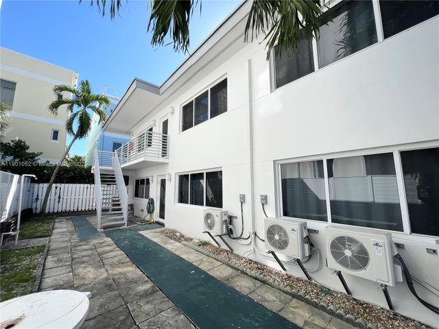 2 of 52 - 312 Elm St, Hollywood, FL